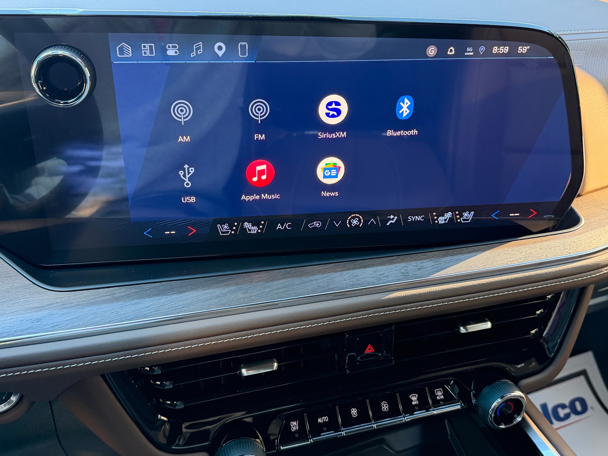 2026 Chevrolet Suburban High Country - Photo 9