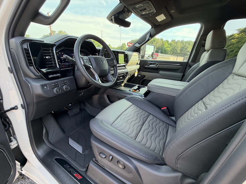 2026 Chevrolet Silverado 2500 HD ZR2 - Photo 25