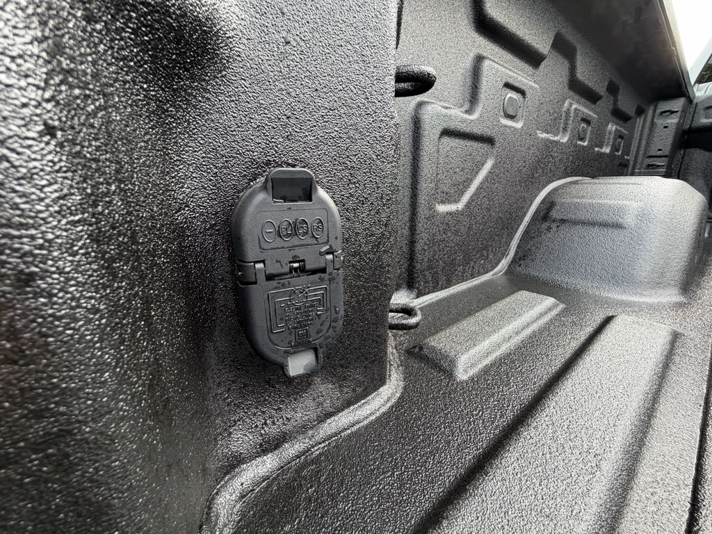 2026 Chevrolet Silverado 2500 HD ZR2 - Photo 32