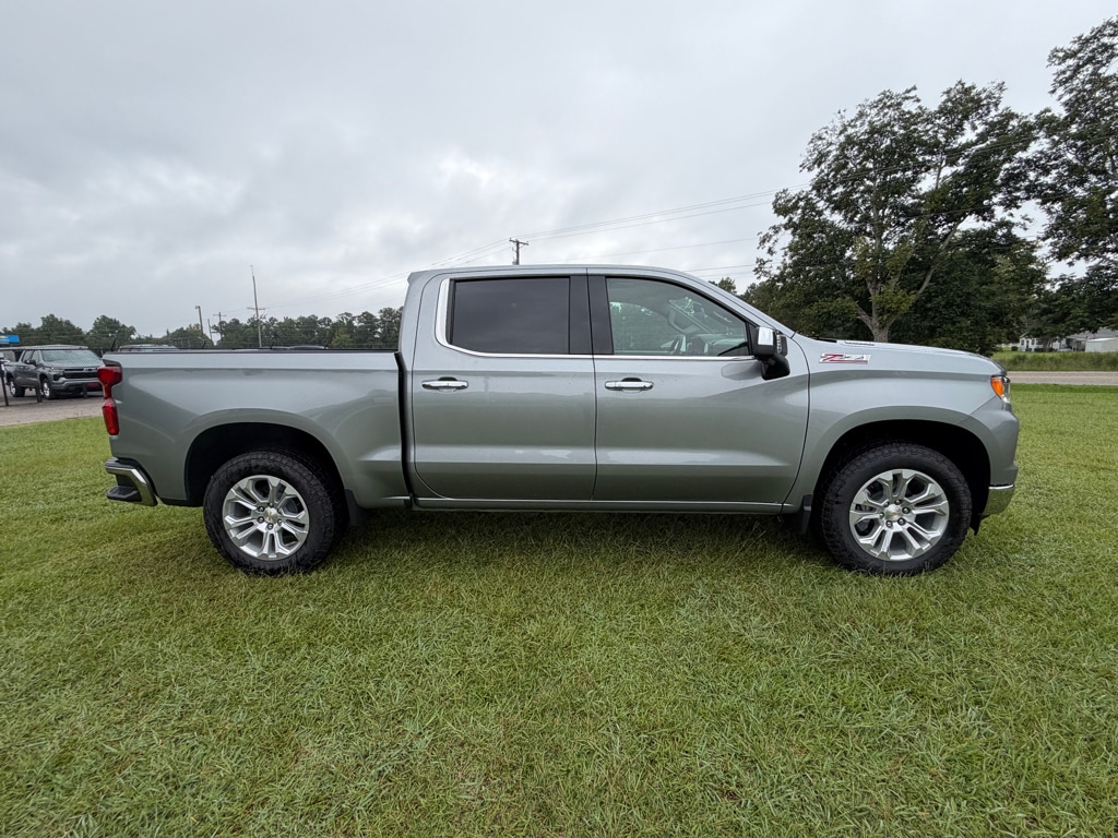 2026 Chevrolet Silverado 1500 LTZ - Photo 2