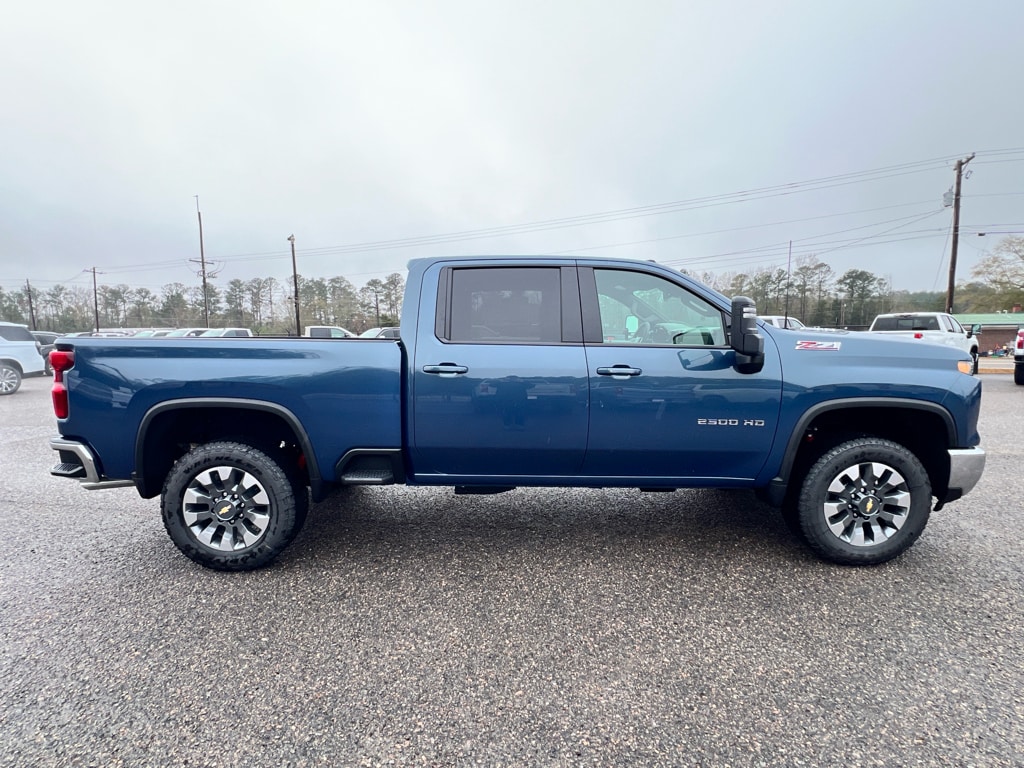 New 2026 Chevrolet Silverado 2500 HD LT Truck