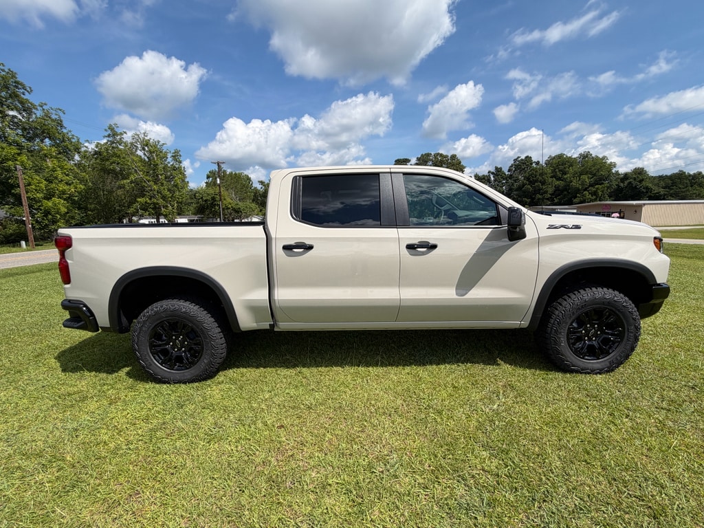 New 2026 Chevrolet Silverado 1500 ZR2 Truck