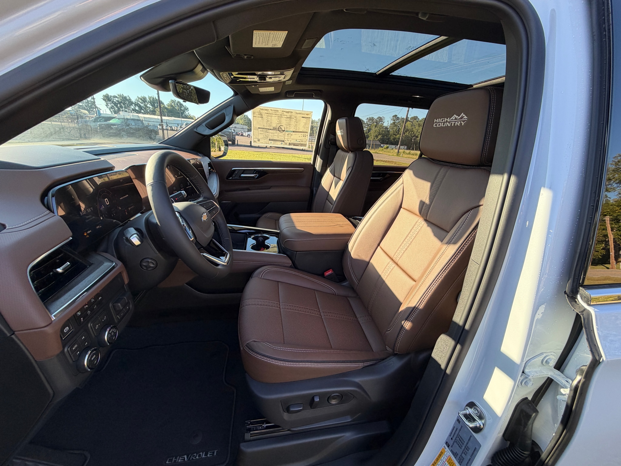 2026 Chevrolet Suburban High Country - Photo 16