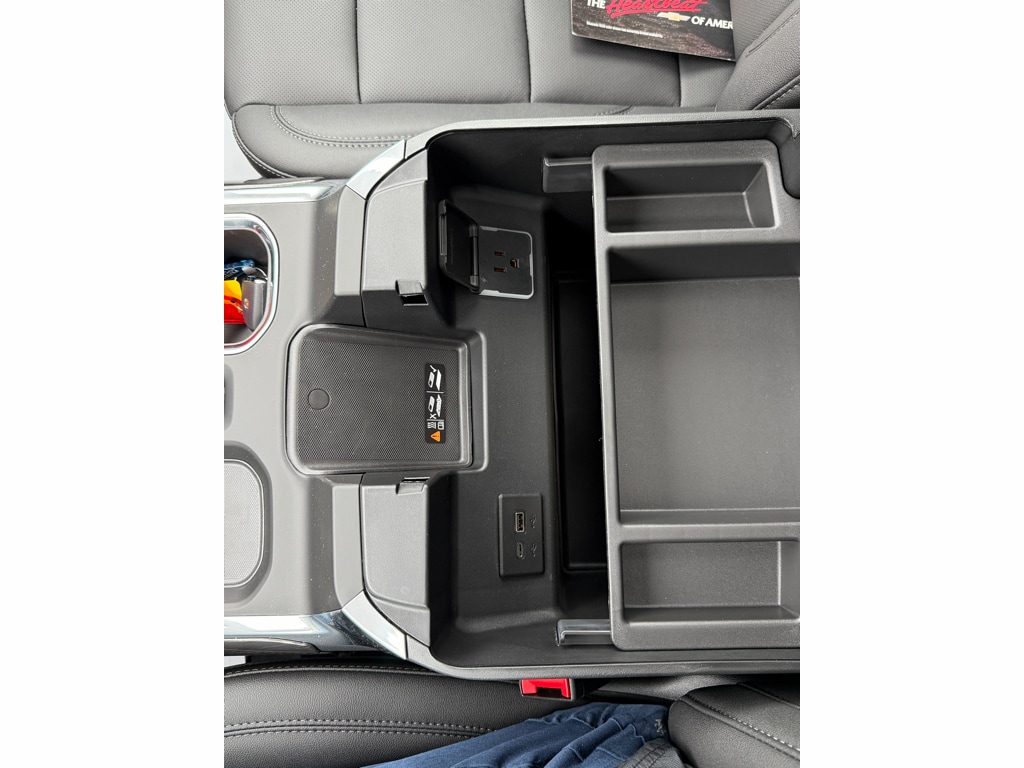 2026 Chevrolet Silverado 1500 LTZ - Photo 7