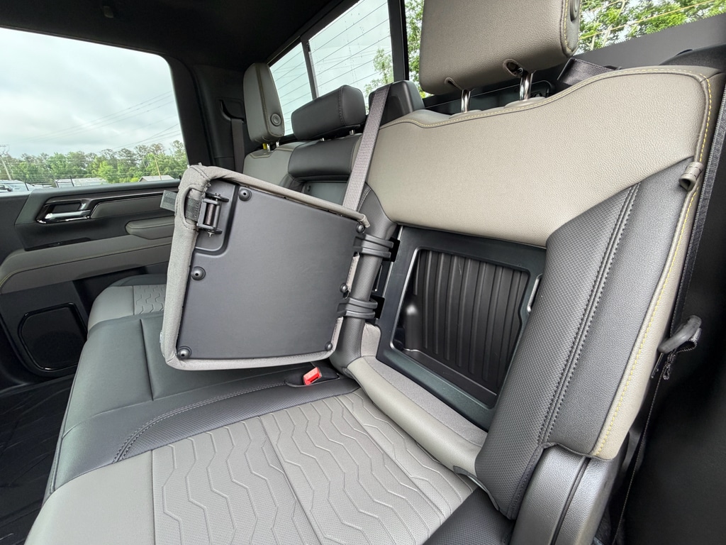 2026 Chevrolet Silverado 2500 HD ZR2 - Photo 20