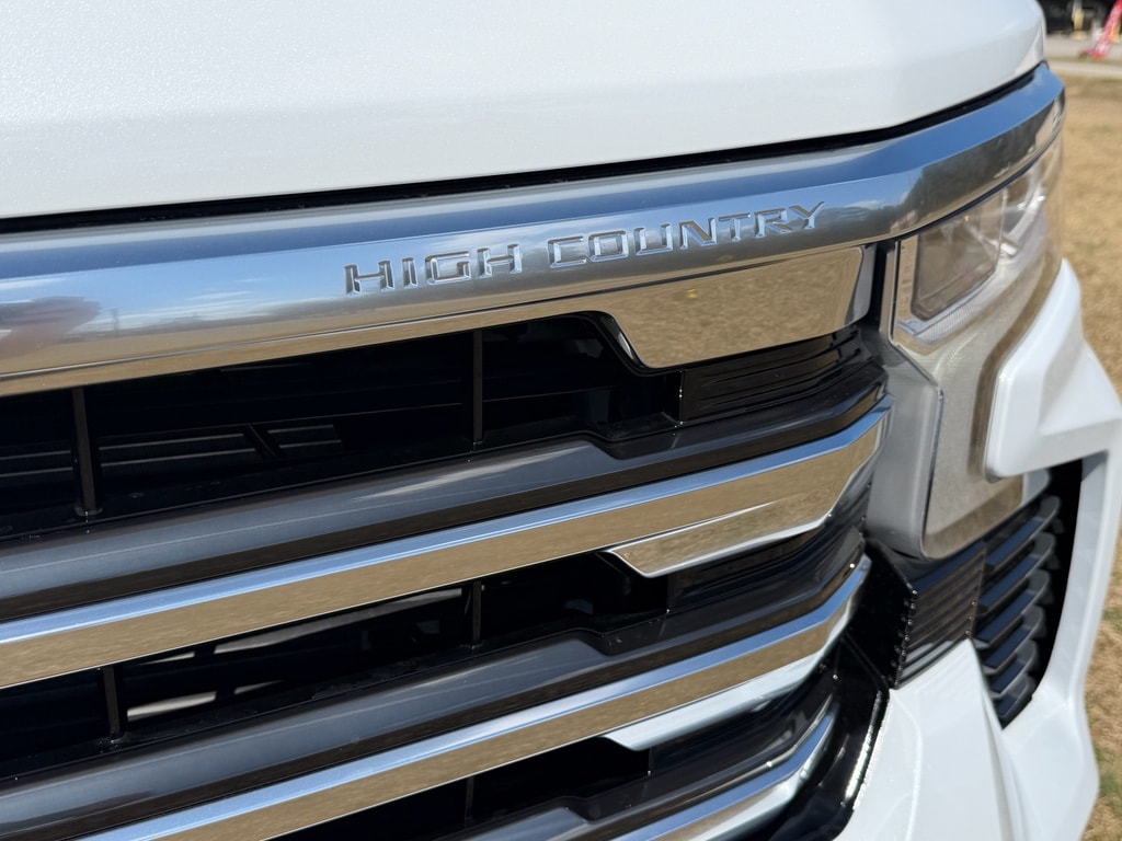 New 2026 Chevrolet Silverado 1500 High Country Truck