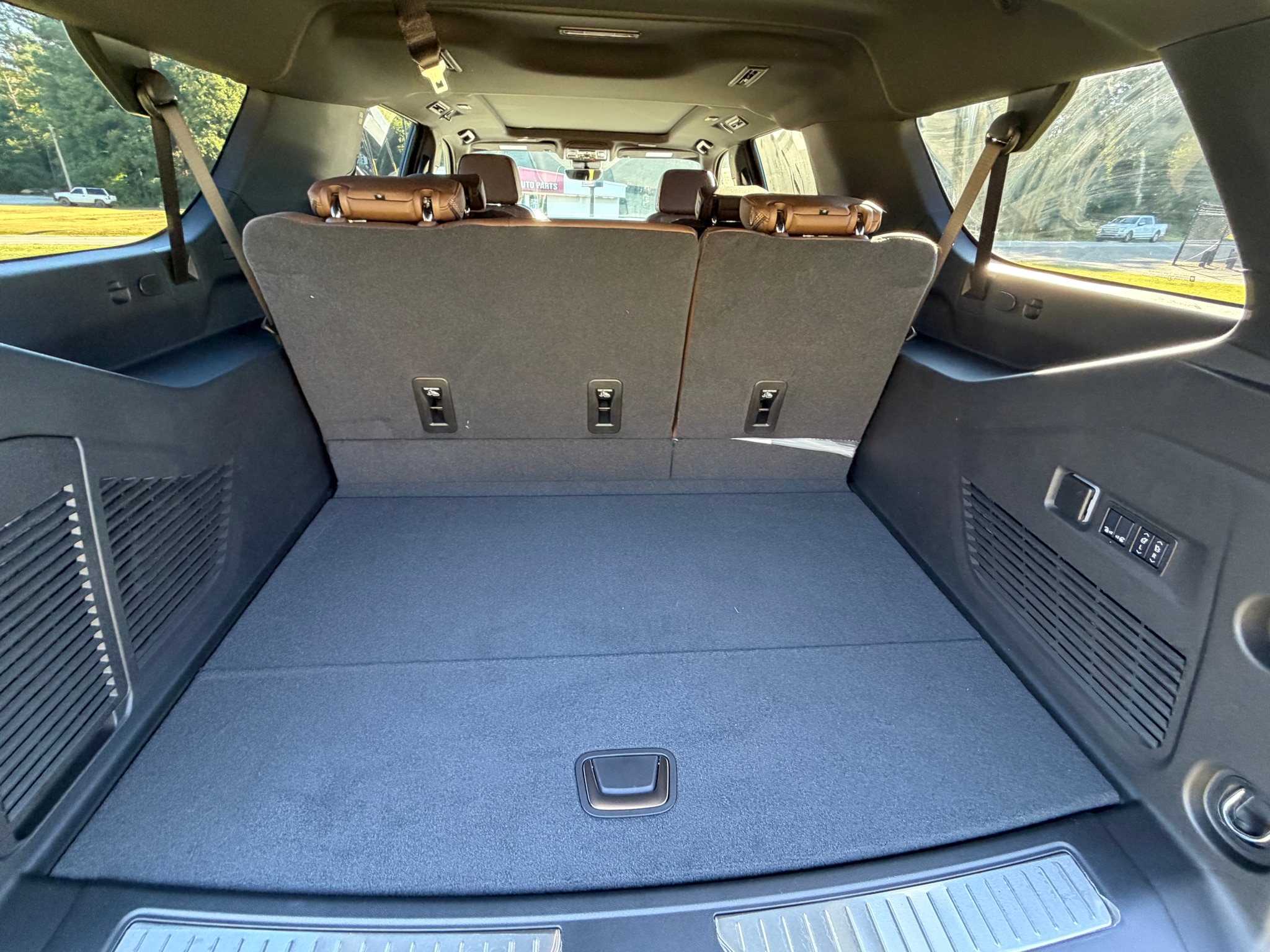 2026 Chevrolet Suburban High Country - Photo 29
