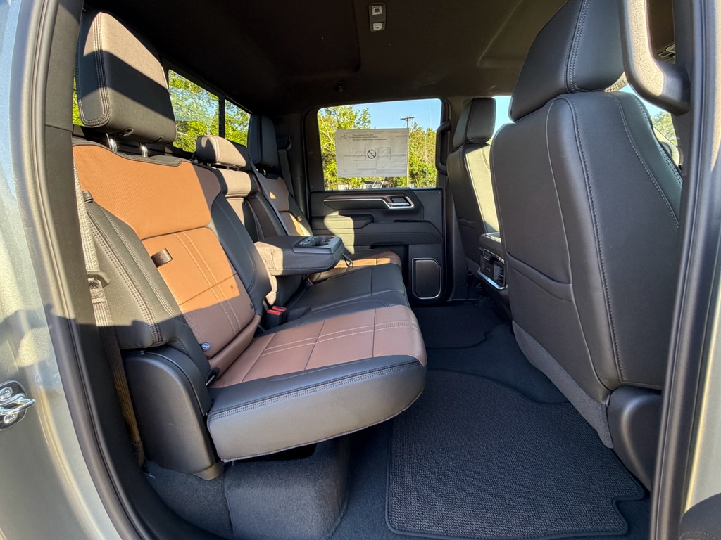 2026 Chevrolet Silverado 2500 HD High Country - Photo 29