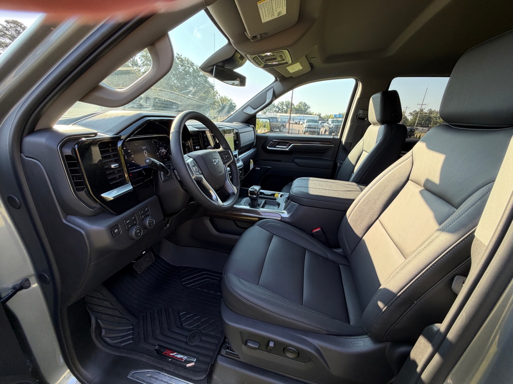 2026 Chevrolet Silverado 1500 LT Trail Boss - Photo 14