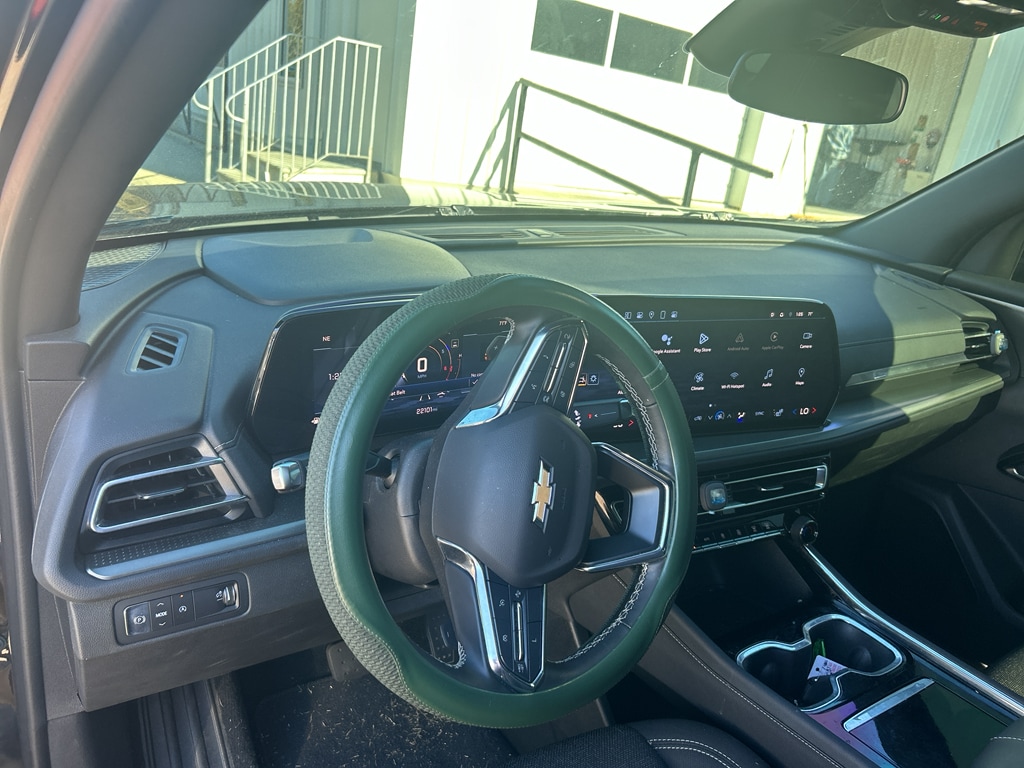 Used 2024 Chevrolet Traverse LS SUV