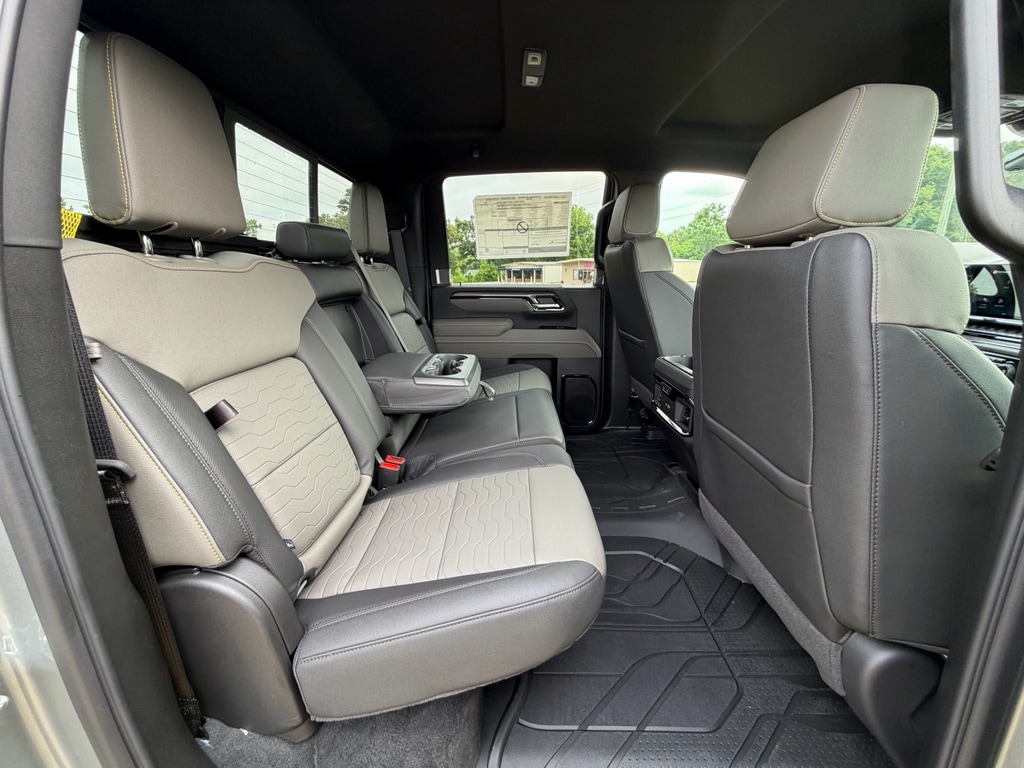 2026 Chevrolet Silverado 2500 HD ZR2 - Photo 26