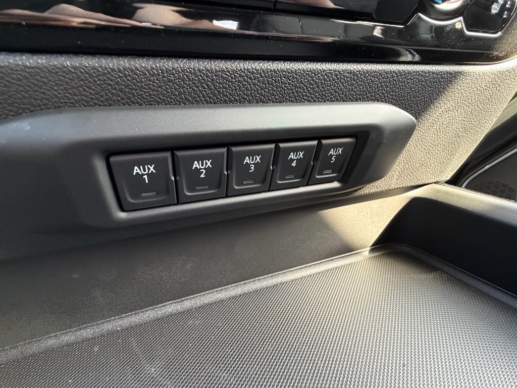 2026 Chevrolet Silverado 2500 HD ZR2 - Photo 18