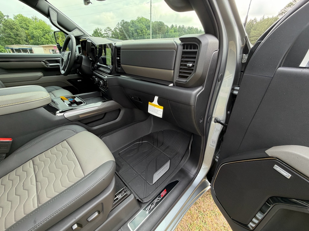 2026 Chevrolet Silverado 2500 HD ZR2 - Photo 27