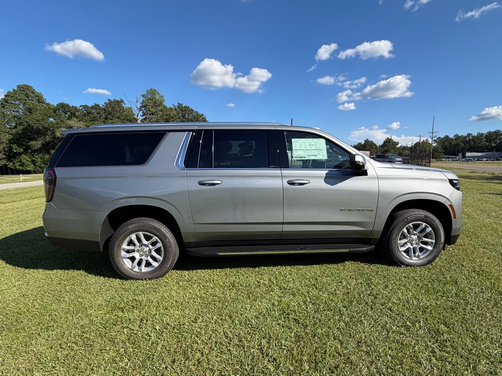 New 2026 Chevrolet Suburban LT SUV