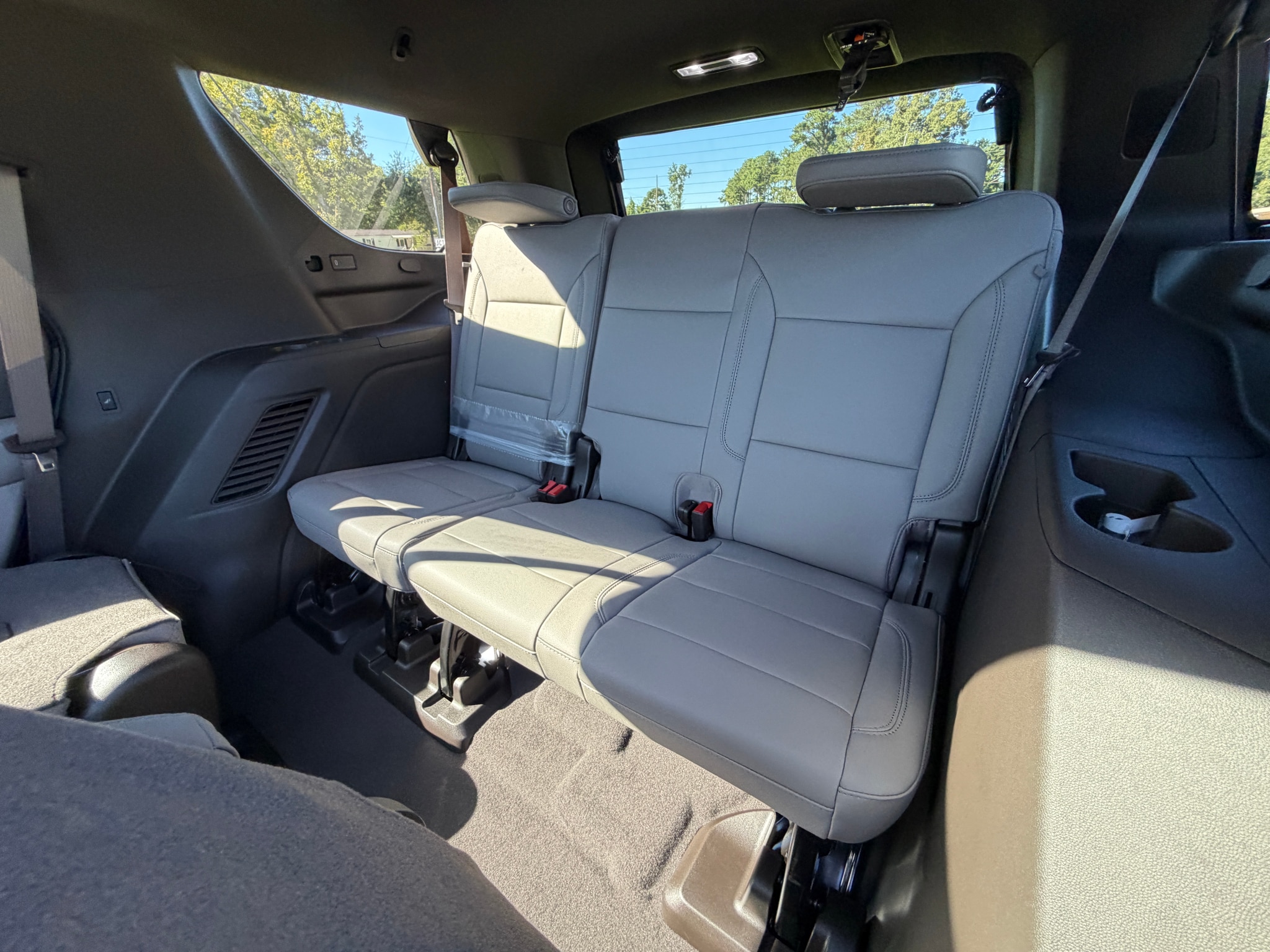 2026 Chevrolet Tahoe Z71 - Photo 16