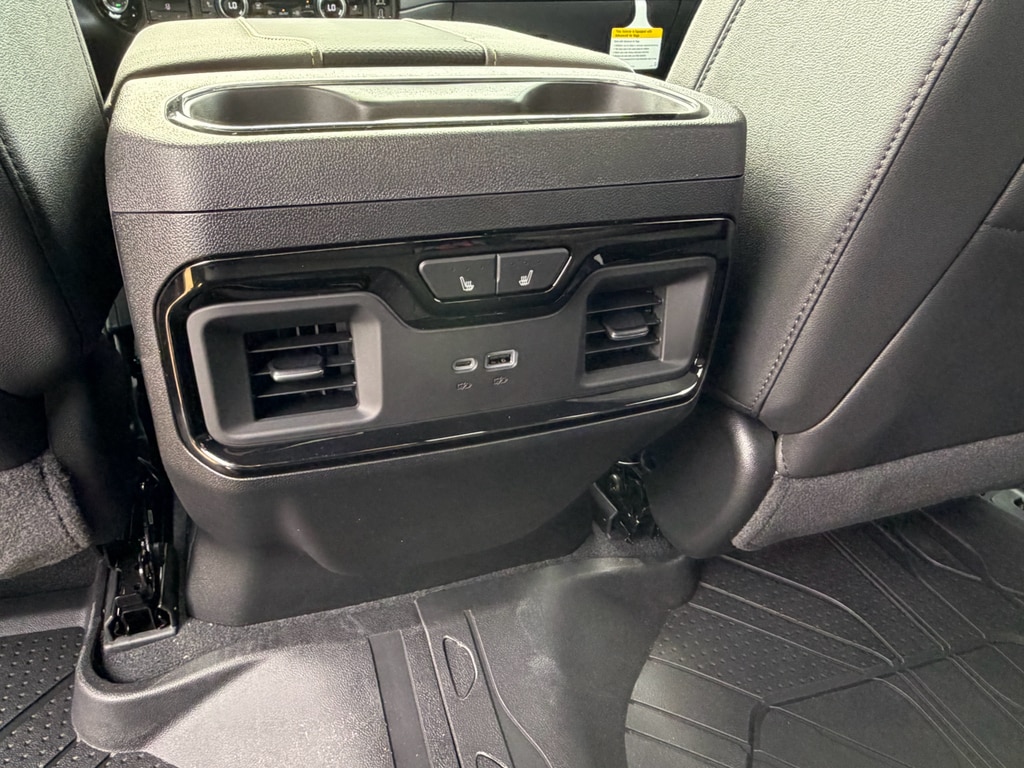 2026 Chevrolet Silverado 2500 HD ZR2 - Photo 18