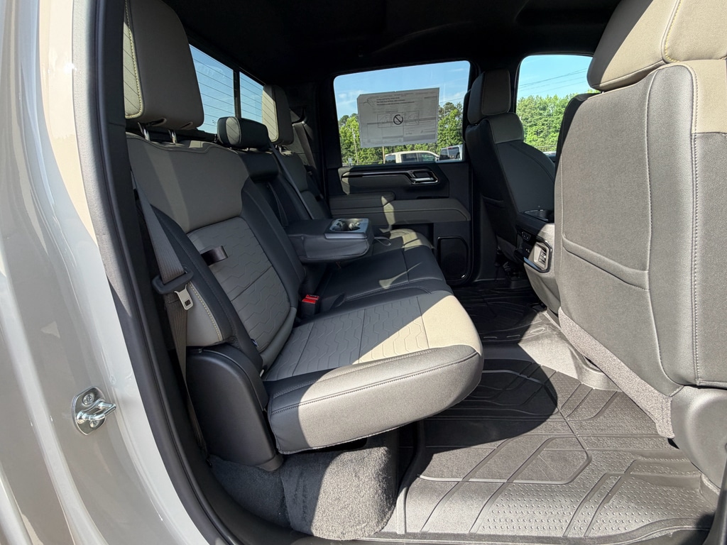 2026 Chevrolet Silverado 2500 HD ZR2 - Photo 32
