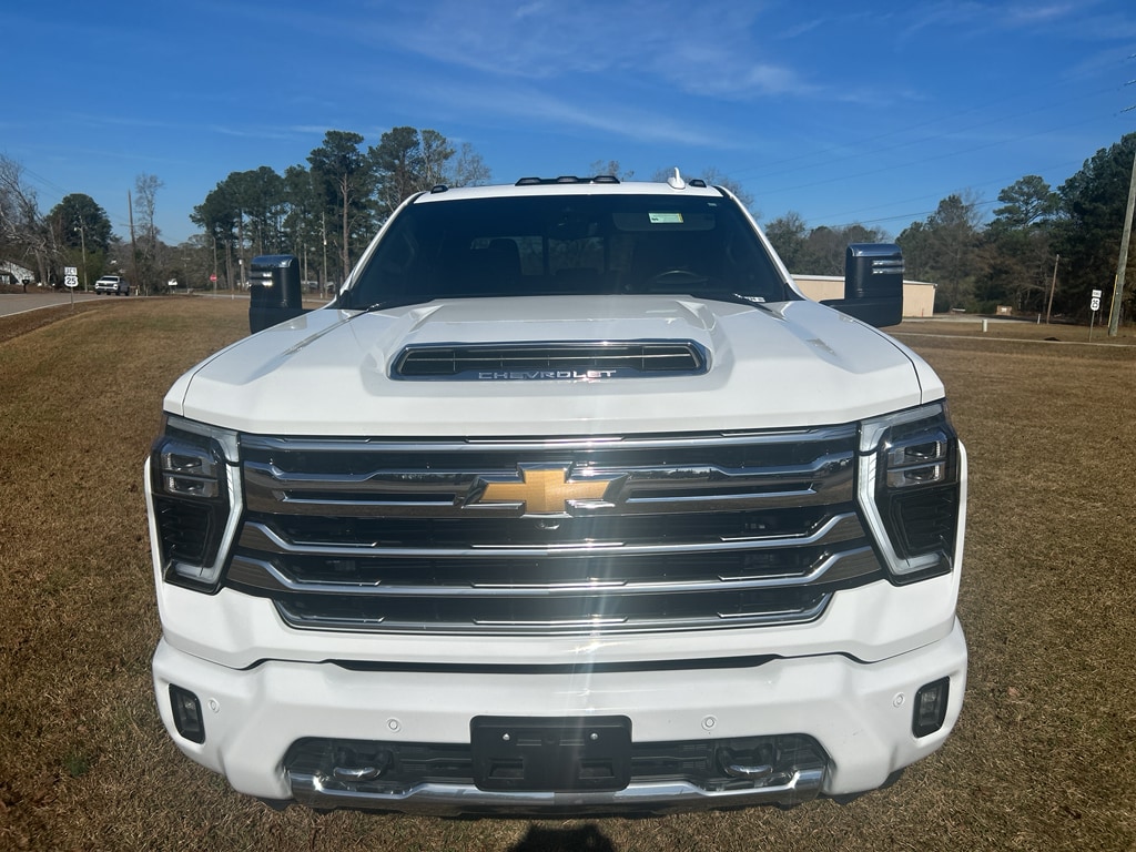 Used 2025 Chevrolet Silverado 3500 HD High Country Truck Crew Cab