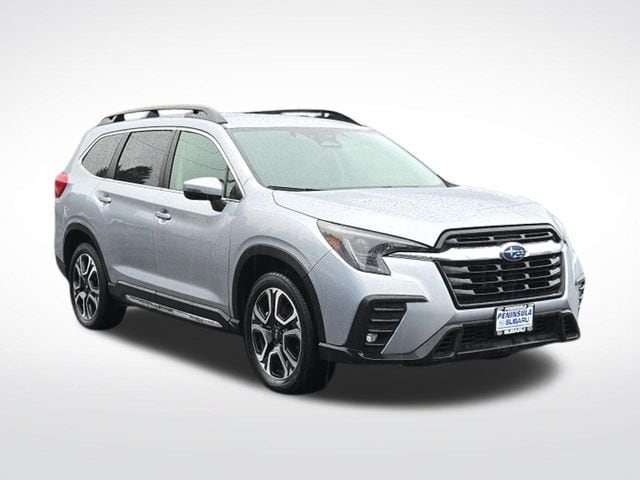2023 Subaru Ascent Limited 7 Passenger's photo