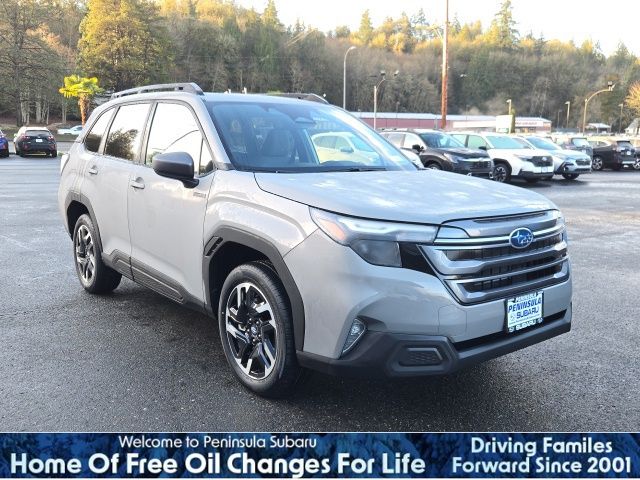 2025 Subaru Forester Premium's photo