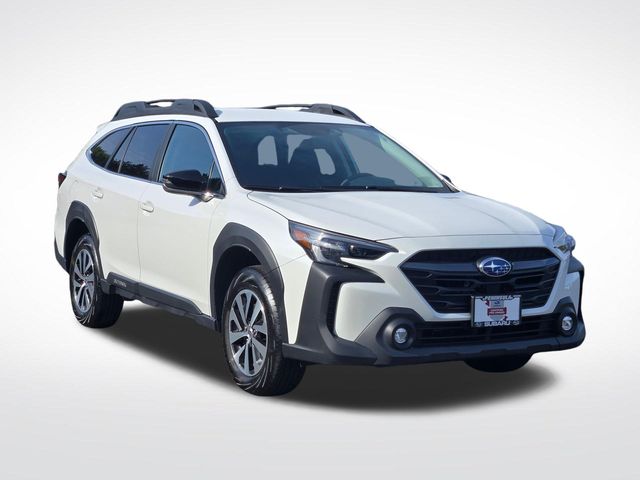 2025 Subaru Outback Premium's photo