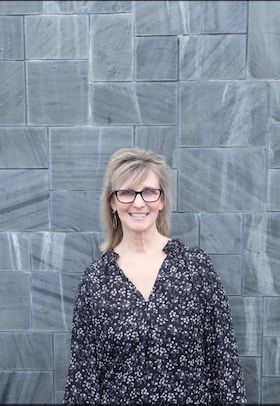 Staff member Lisa Fort from ID_a932aefb8196