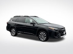 Used 2025 Subaru Outback Limited SUV Bremerton