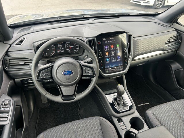 2025 Subaru Forester Premium photo 2