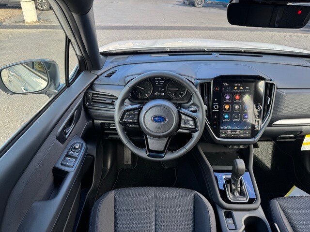 2025 Subaru Forester Premium photo 2