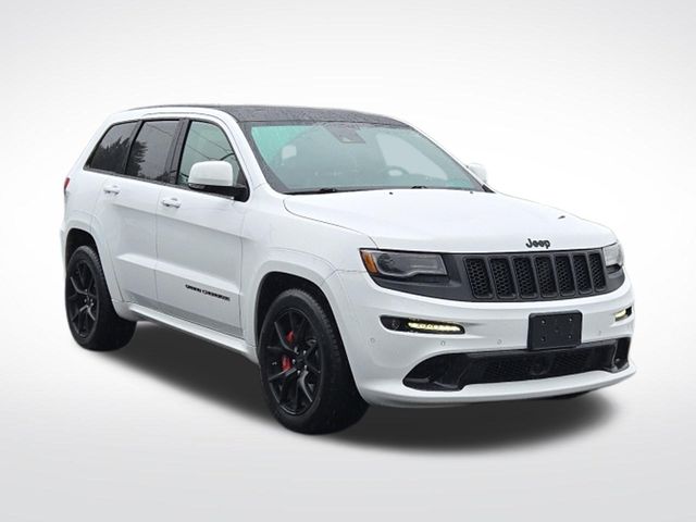 2016 Jeep Grand Cherokee SRT Night's photo
