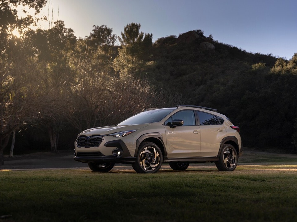 2026-Subaru-CrosstrekHybrid-Limited-SUV-L01-960x720.jpg