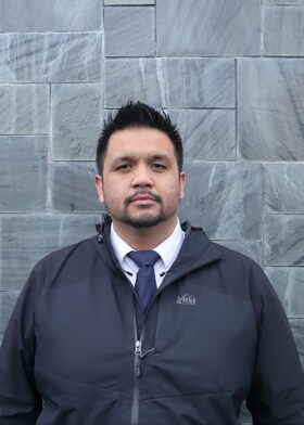 Staff member Richard Van Akin from ID_0a3bbe33e0fb