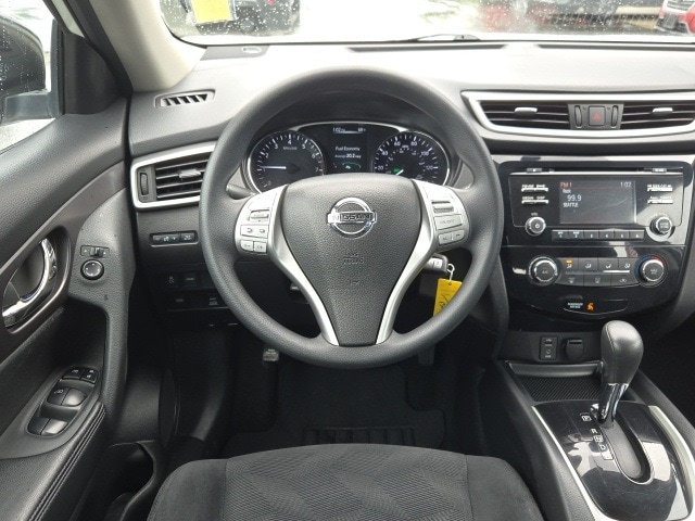 Used 2016 Nissan Rogue S with VIN 5N1AT2MV4GC841028 for sale in Bremerton, WA