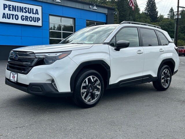 2025 Subaru Forester Premium Base photo 4