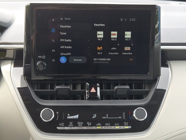 2023 Toyota Corolla Cross L photo 3
