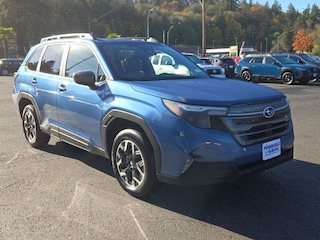 2025 Subaru Forester Premium SUV