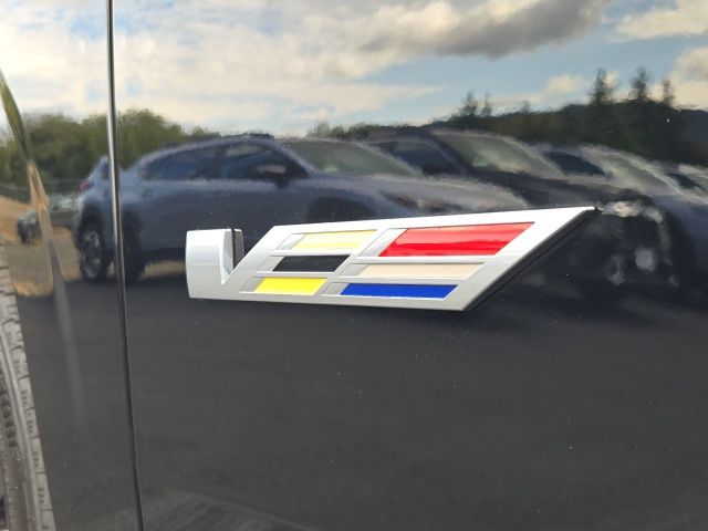 2025 Cadillac Escalade V-Series - Photo 18
