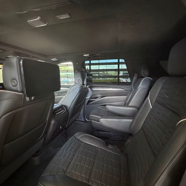 2025 Cadillac Escalade V-Series - Photo 7