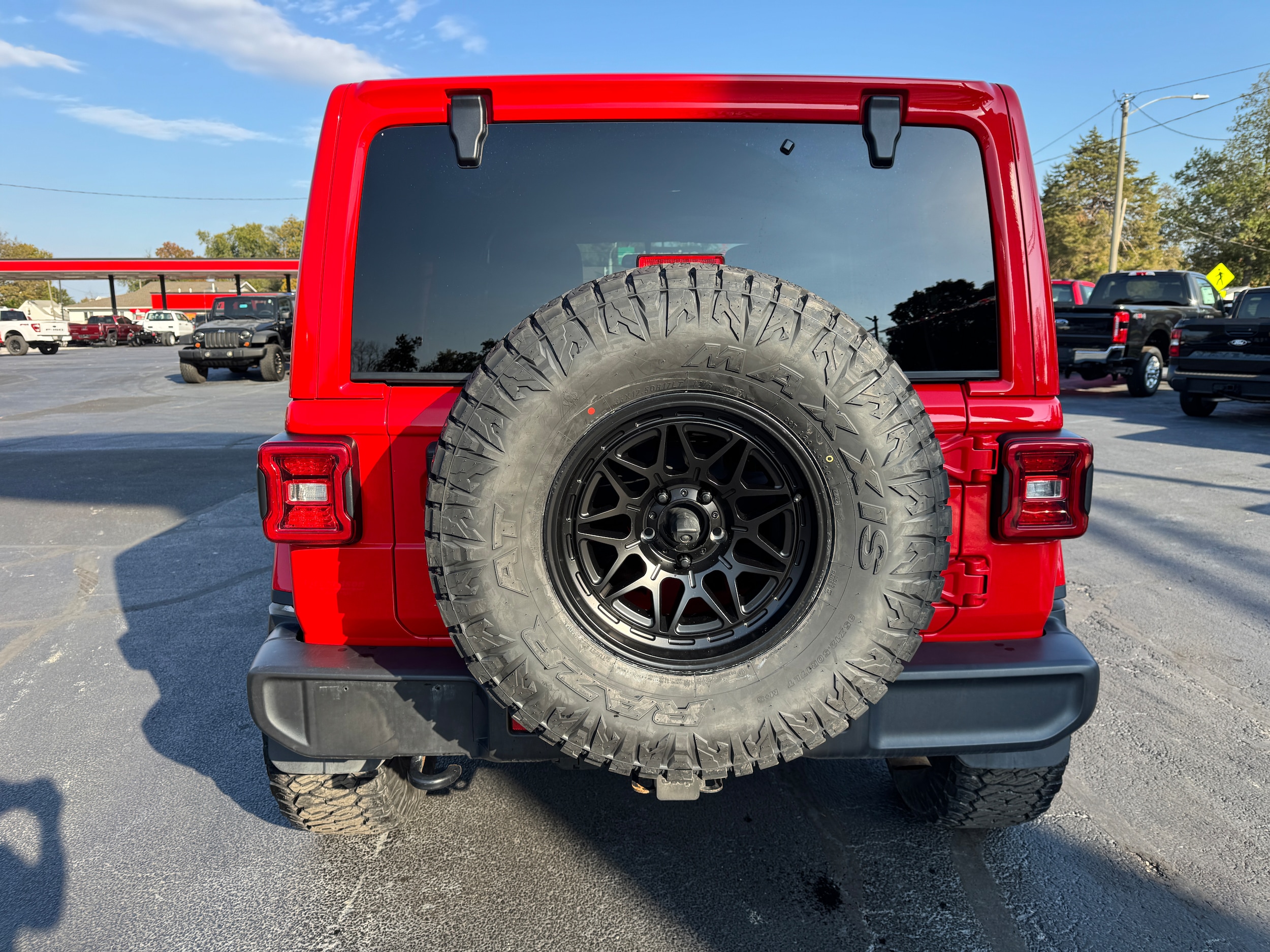 2021 Jeep Wrangler Unlimited Sahara Altitude - Photo 6