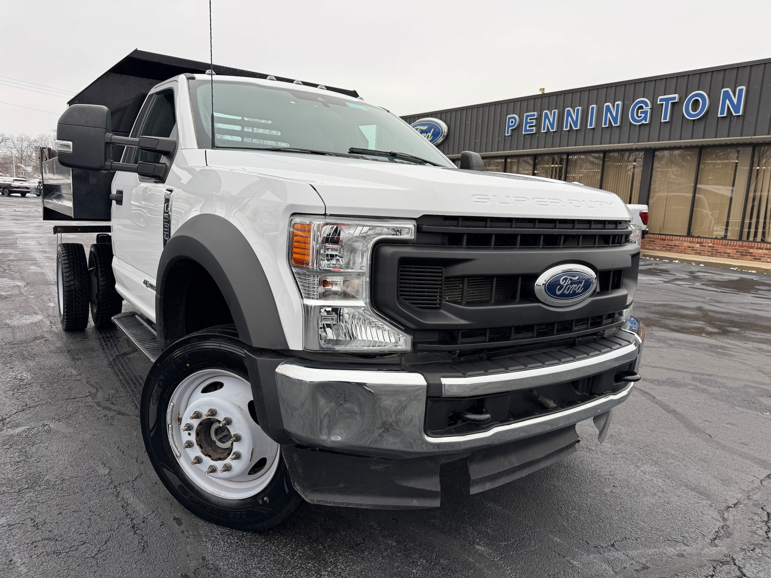 2022 Ford F-550 Super Duty Chassis Cab XL