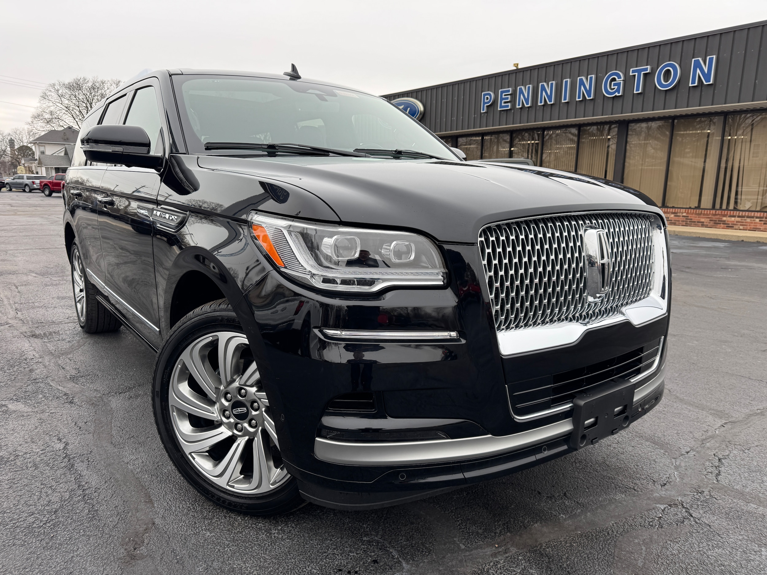 2024 Lincoln Navigator Reserve 4WD's photo