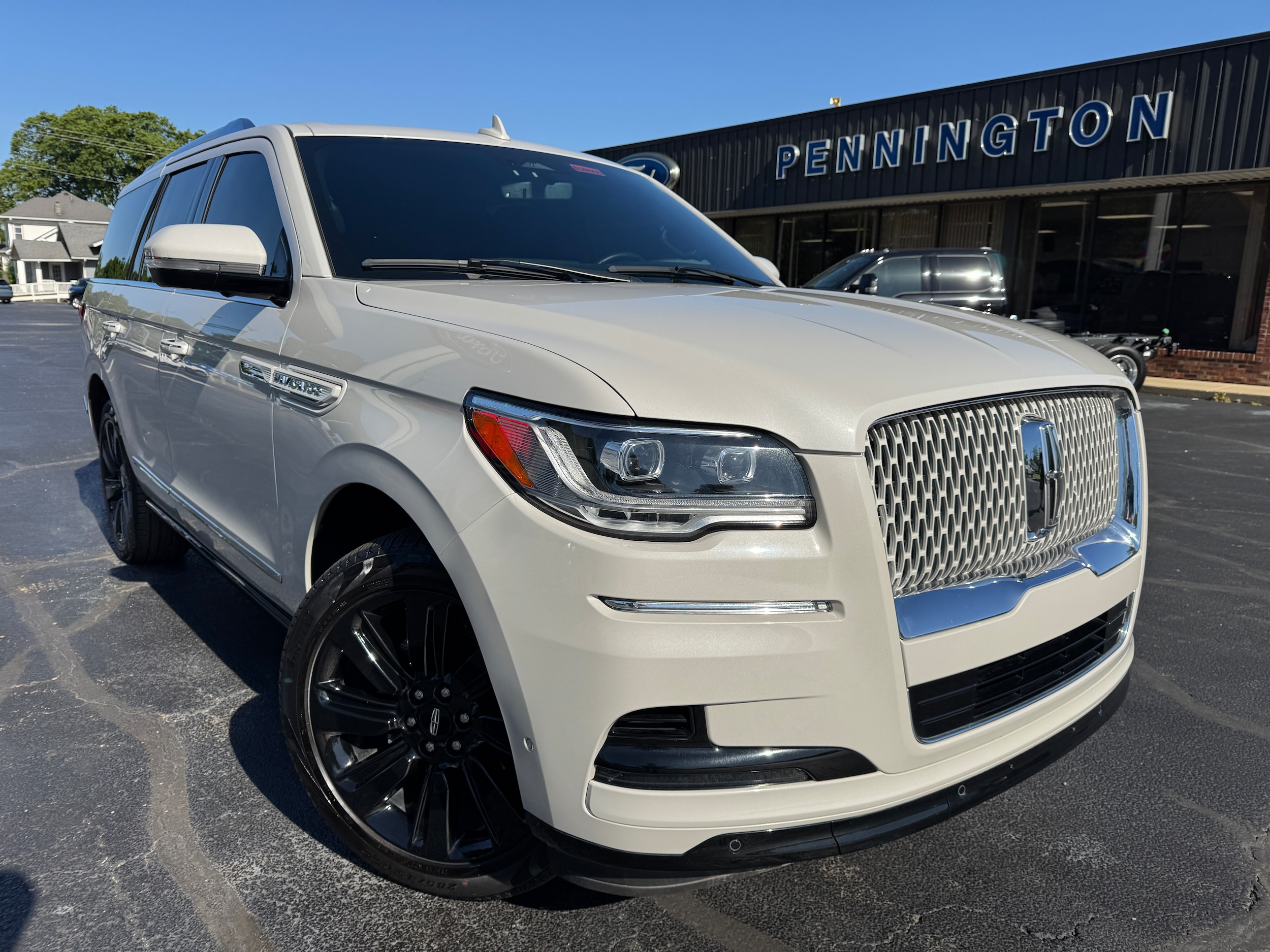 2024 Lincoln Navigator Reserve 4WD's photo