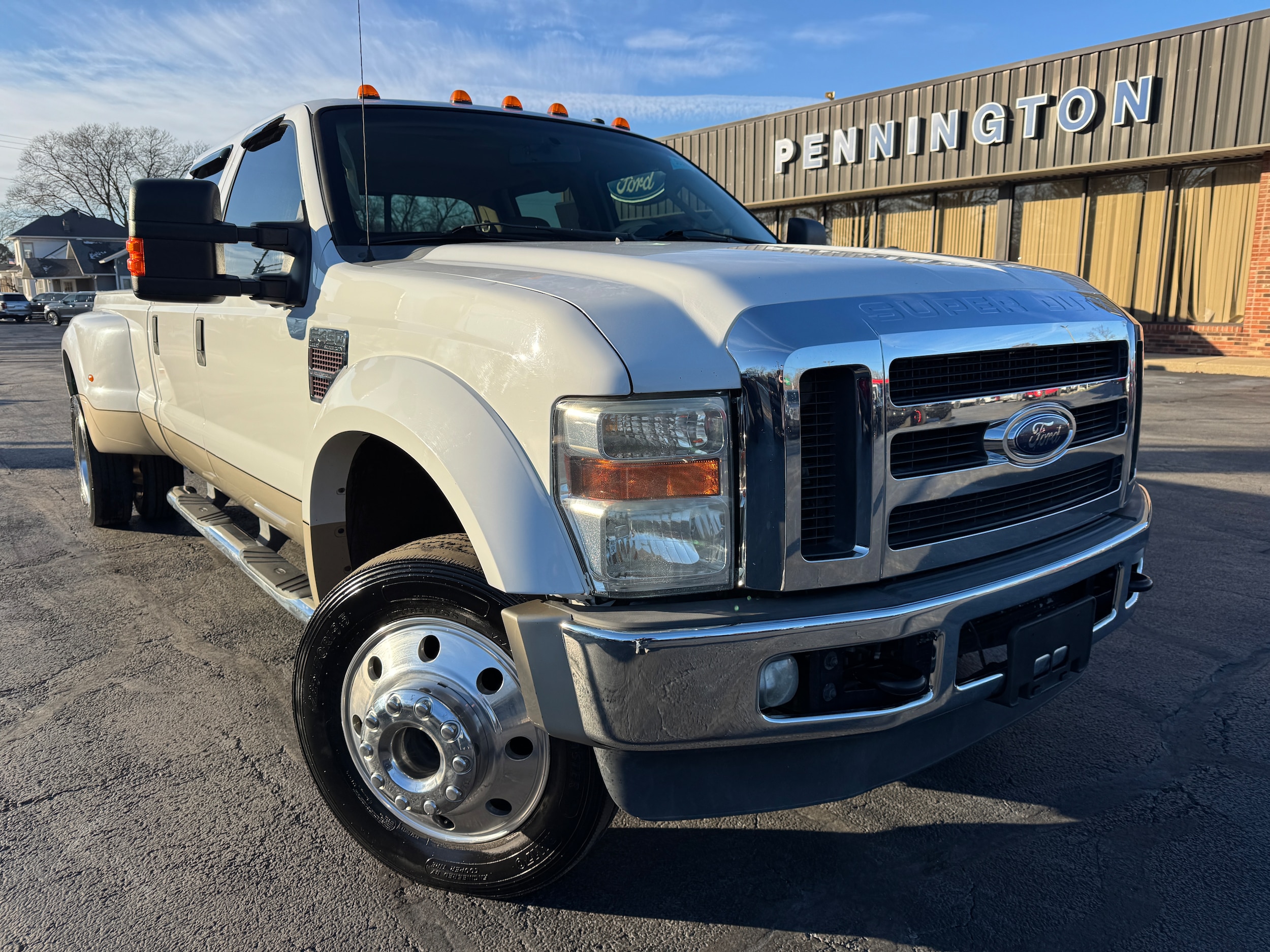 2008 Ford F-450 Super Duty Lariat's photo