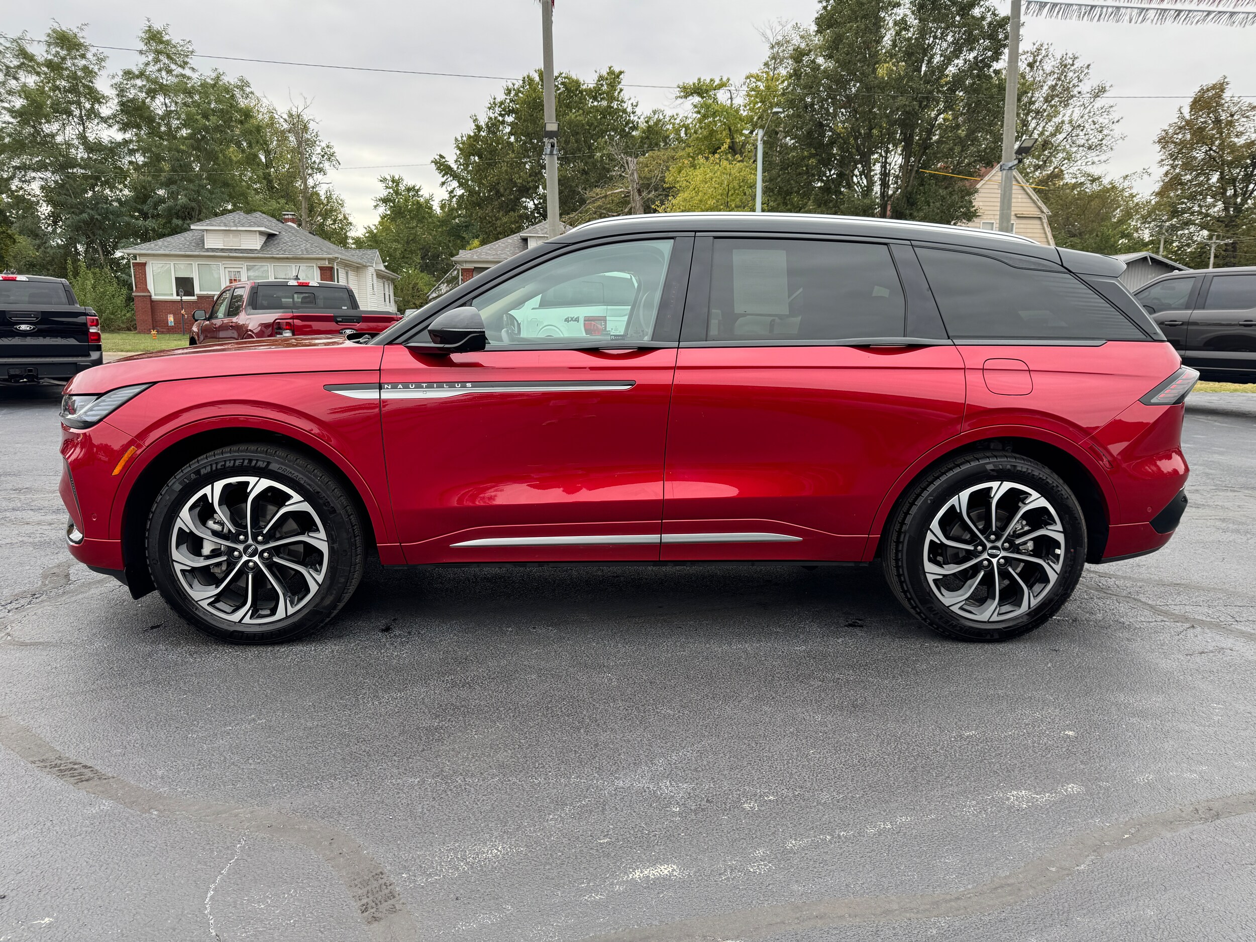 2024 Lincoln Nautilus Reserve photo 4