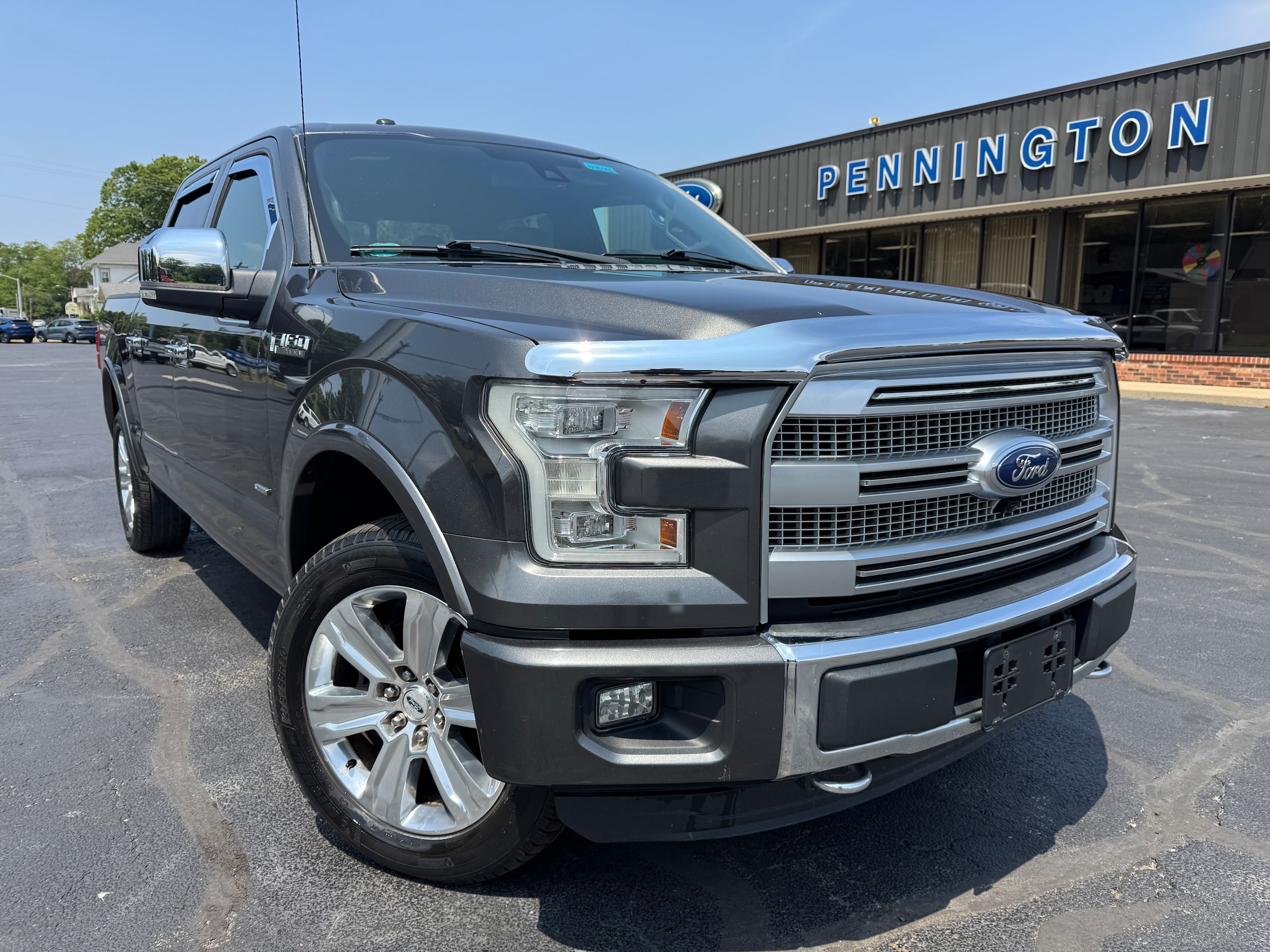 2015 Ford F-150 Platinum 4x4 SuperCrew 145-in's photo