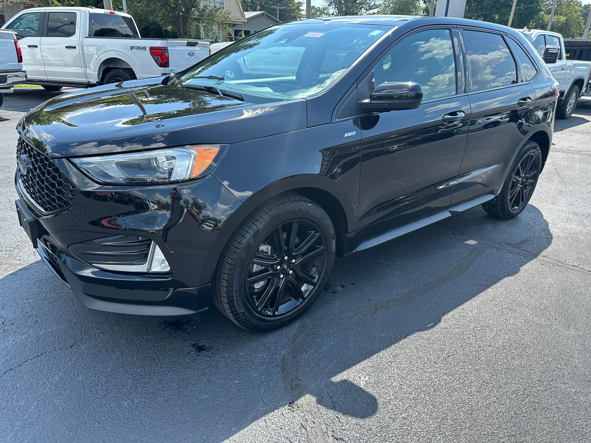 2024 Ford Edge ST-Line photo 4