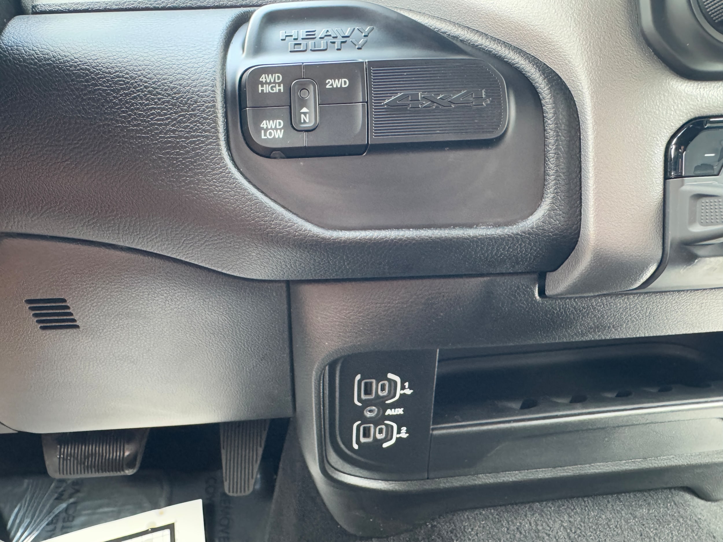 2024 RAM Ram 3500 Pickup Big Horn - Photo 20