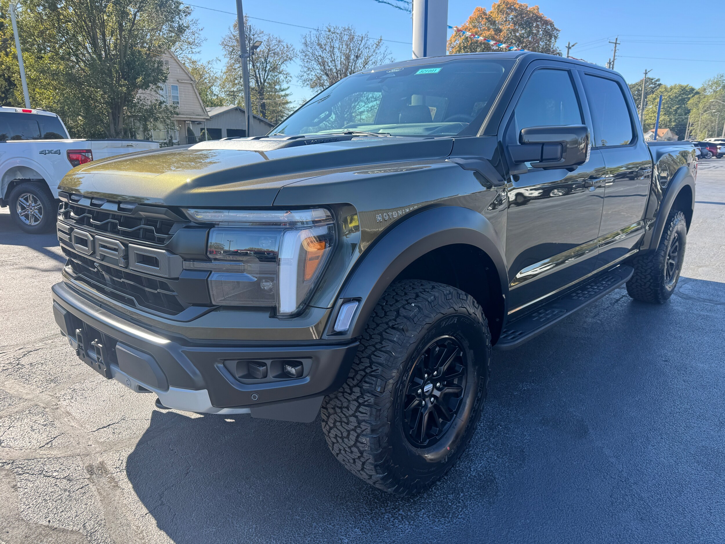 2025 Ford F-150 Raptor photo 3