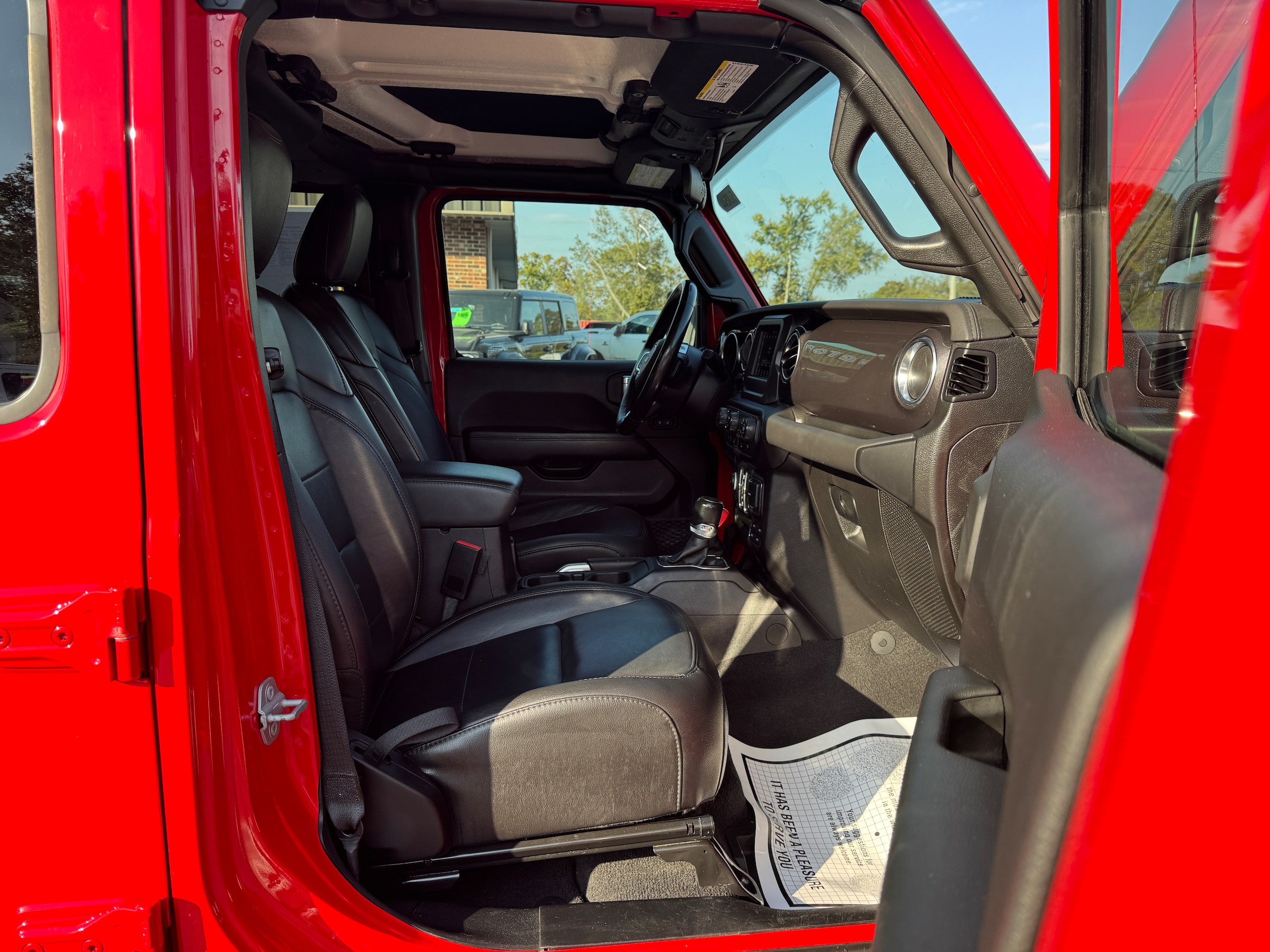 2021 Jeep Wrangler Unlimited Sahara Altitude - Photo 17