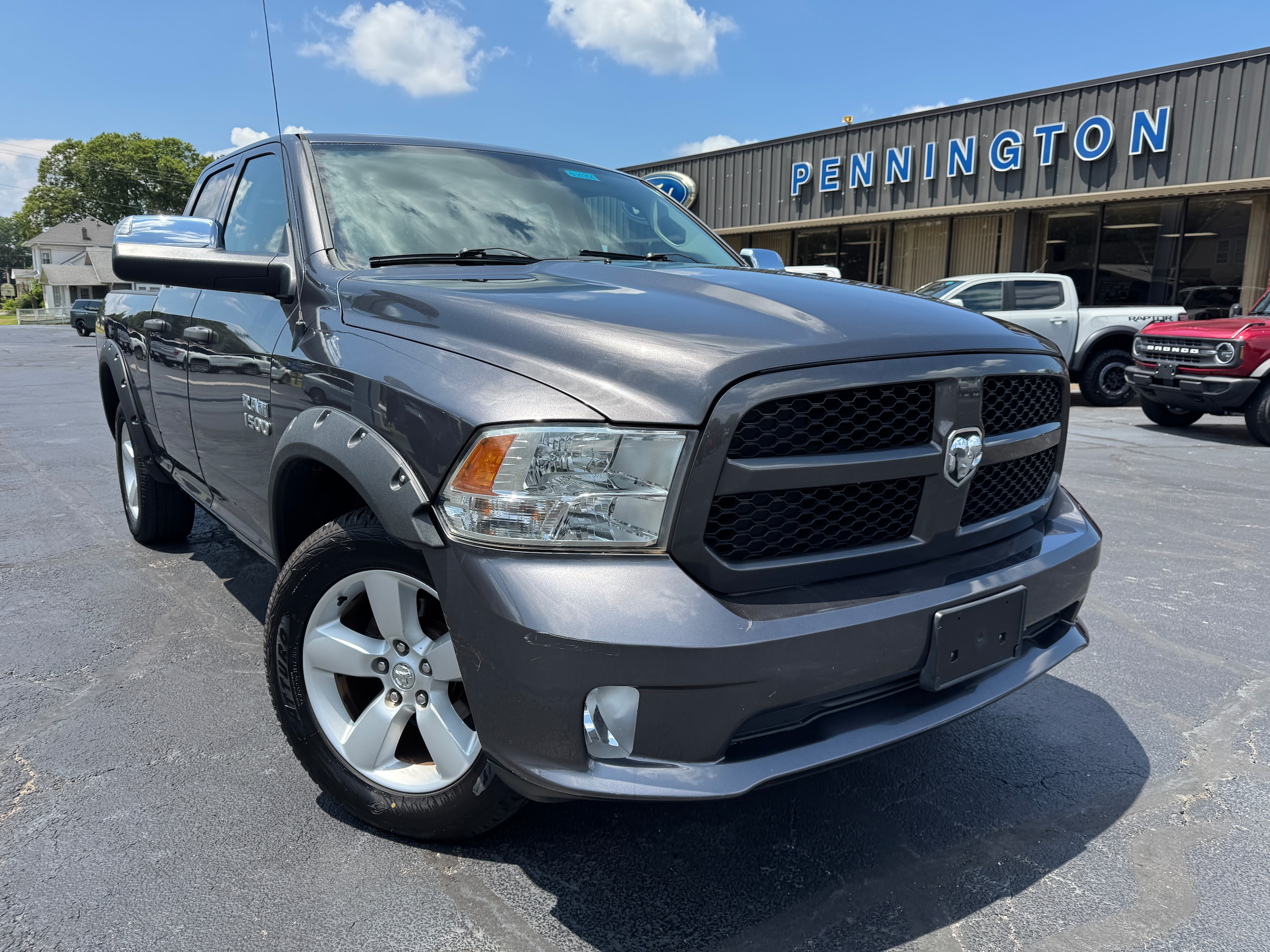 Used 2015 RAM Ram 1500 Pickup Express with VIN 1C6RR7FG9FS636852 for sale in Centralia, IL